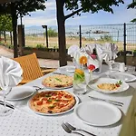 Lägenhet Sea View Mit Bootstisch-почивка с изглед към морето и маса за лодка