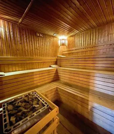 Seaview Young Family - семейство на черно море *