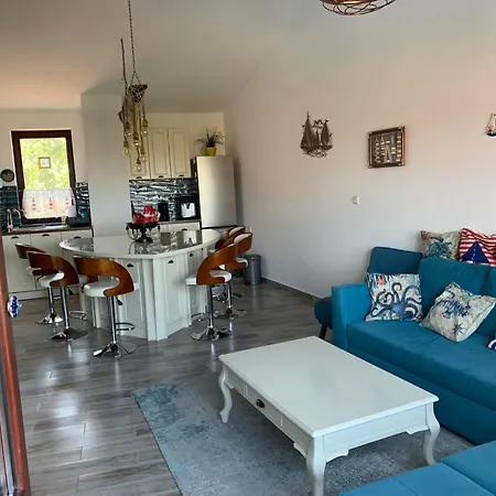 Seaview Young Family - семейство на черно море * אהלוי