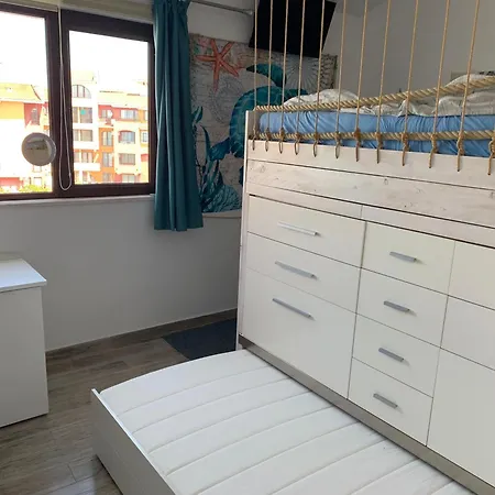 Διαμέρισμα Sea View For Young Family Aheloy, Near Sunny Beach, With Balcony, Pool And Beach,почивка на плажа с балкон, гледка към морето, басейн в ахелой, близо до слънчев бряг