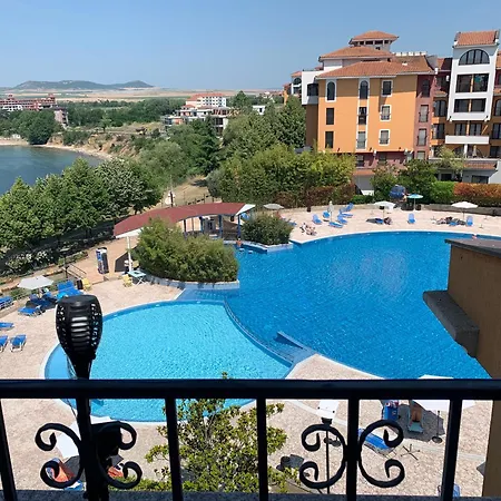 Διαμέρισμα Sea View For Young Family Aheloy, Near Sunny Beach, With Balcony, Pool And Beach,почивка на плажа с балкон, гледка към морето, басейн в ахелой, близо до слънчев бряг *