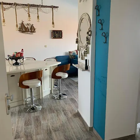 Sea View For Young Family Aheloy, Near Sunny Beach, With Balcony, Pool And Beach,почивка на плажа с балкон, гледка към морето, басейн в ахелой, близо до слънчев бряг Διαμέρισμα Aheloy