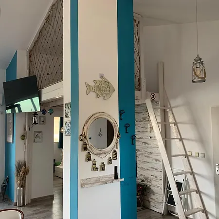 Seaview Young Family - семейство на черно море *