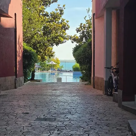 Sea View For Young Family Aheloy, Near Sunny Beach, With Balcony, Pool And Beach,почивка на плажа с балкон, гледка към морето, басейн в ахелой, близо до слънчев бряг Aheloy