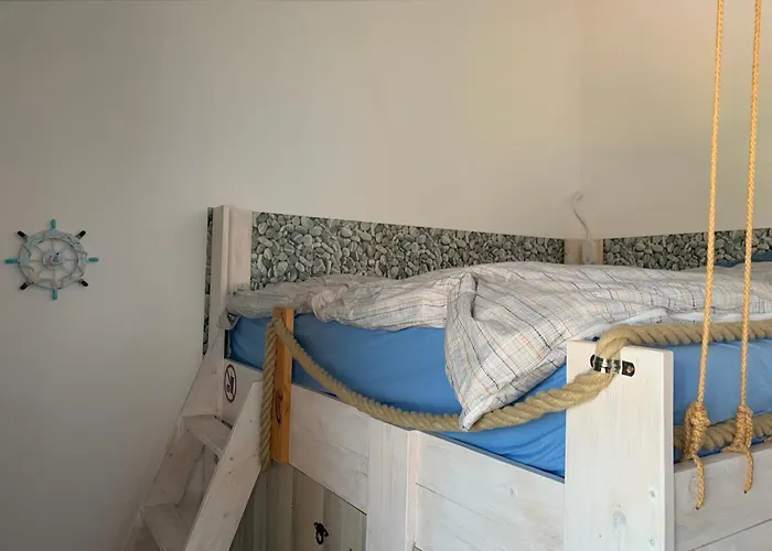 Sea View Mit Bootstisch-почивка с изглед към морето и маса за лодка Aheloy