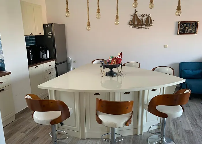 Apartamento Sea View Mit Bootstisch-почивка с изглед към морето и маса за лодка Aheloy