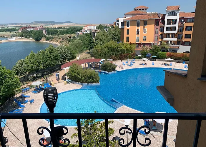 Apartamento Sea View Mit Bootstisch-почивка с изглед към морето и маса за лодка *